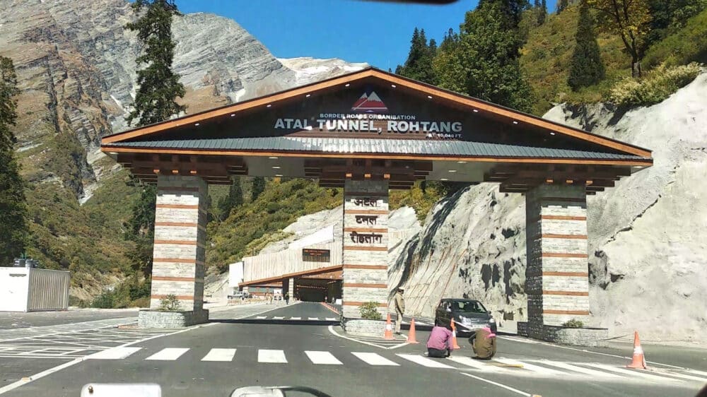 magnificent-delhi-shimla-manali-atal-tunnel-rohtang-tour-package